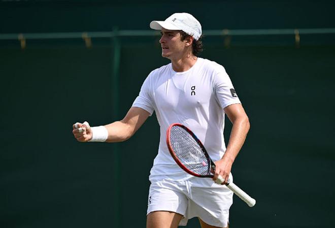 严重犯规行 严重犯规行