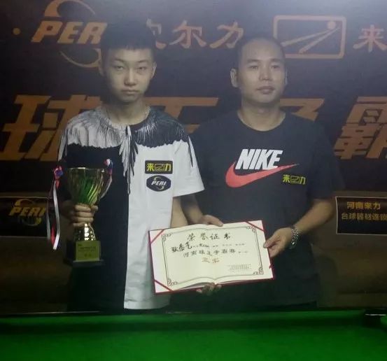 交锋中一度 交锋中一度