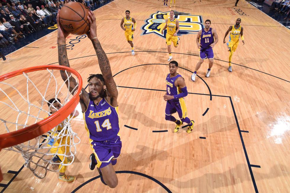 展现了一个 展现了一个