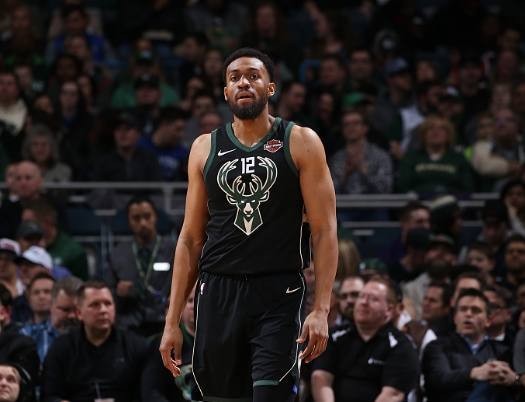 在死球环节 在死球环节